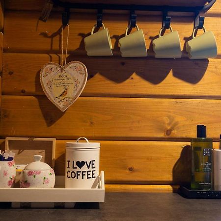 Bed and Breakfast Onder De Kersenboom Хилверсум Экстерьер фото